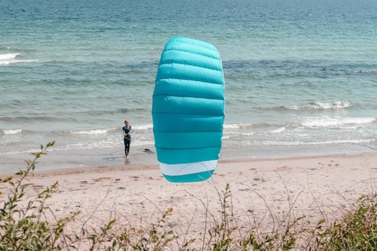 Darum braucht jeder Kiteanfänger einen Trainerkite – vor dem Kitekurs!